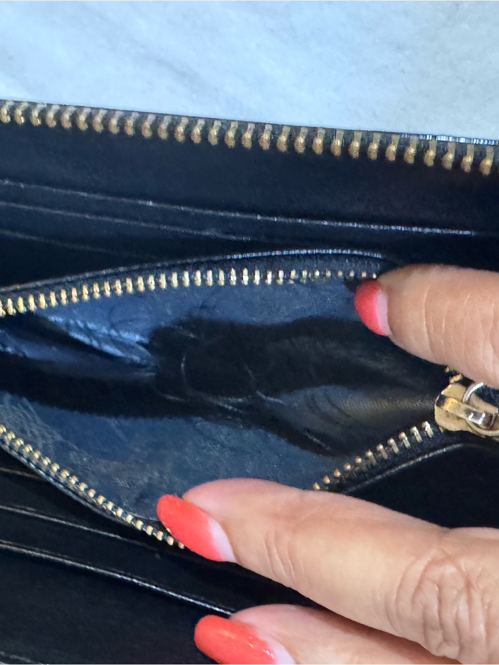 Vivienne Westwood Orb Embossed Patent Leather Zip Wallet - Picture 12 of 16